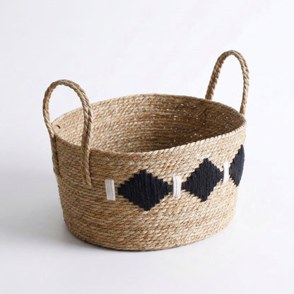Artisan Woven Straw Storage Basket – Geometric Detail